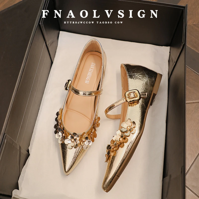 设计感花朵玛丽珍鞋女鞋2025春季新款温柔晚晚风尖头内增高单鞋