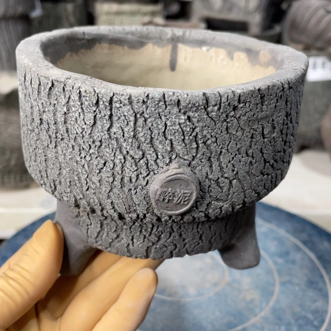 红陶一个人的时候就会想很多