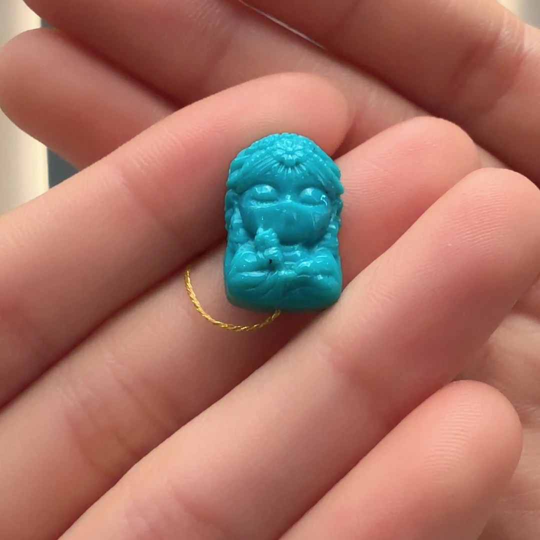 绿松石未镶嵌颈饰