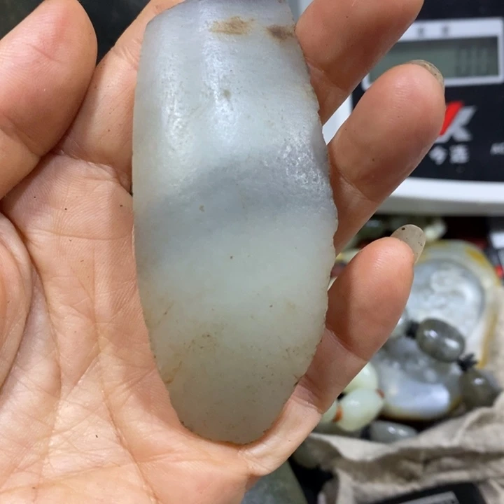 未镶嵌和田玉（糖玉）挂件