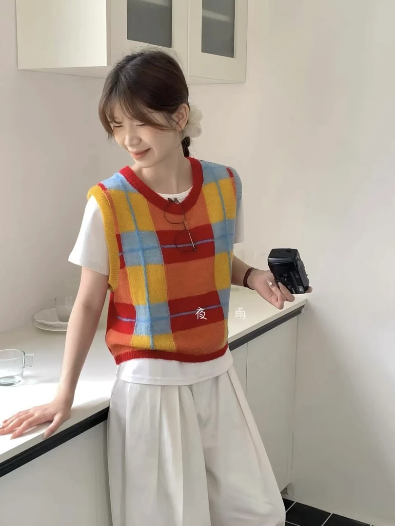 韩版复古彩色格纹针织马甲背心女宽松百搭通勤春秋慵懒风洋气毛衣