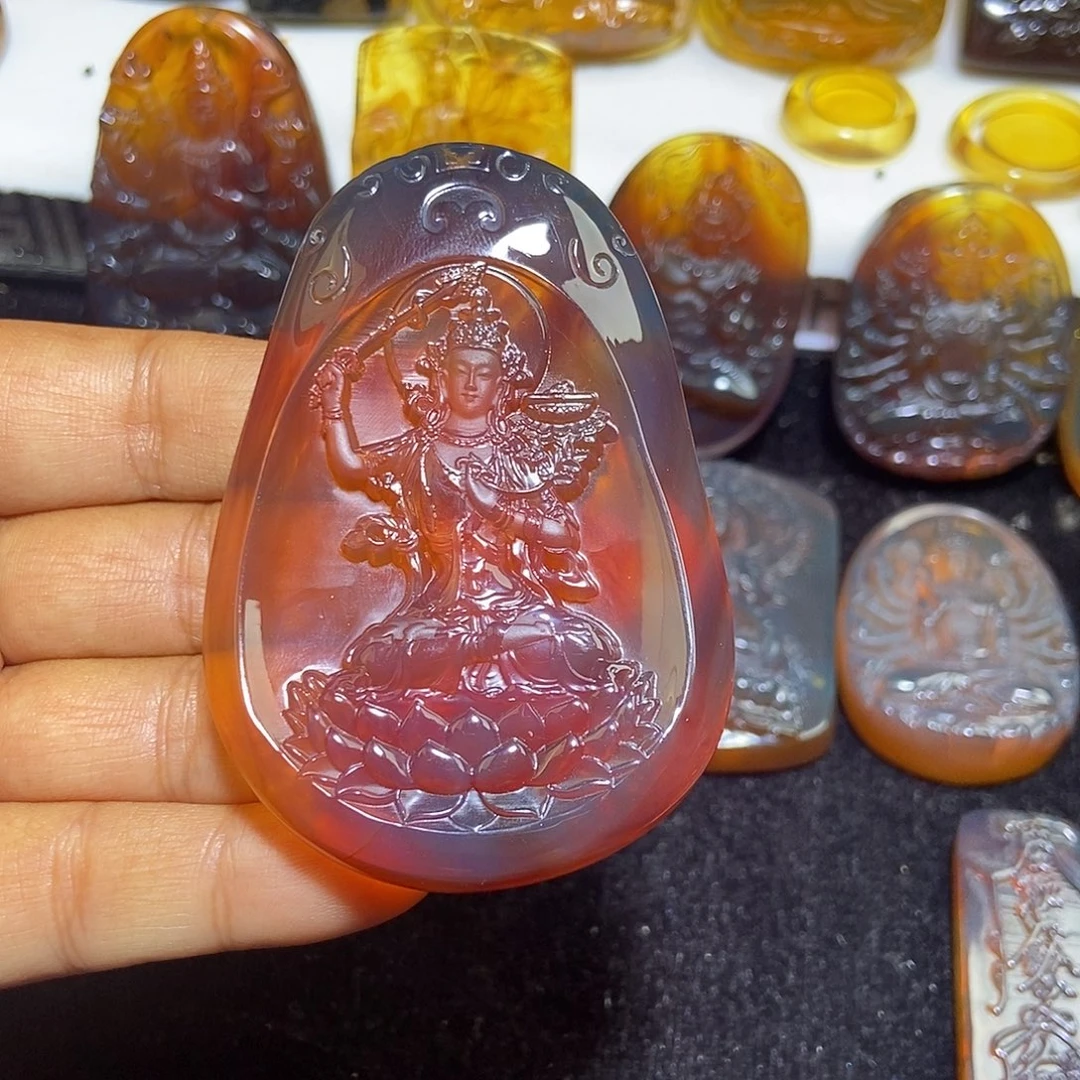 琥珀未镶嵌颈饰缅甸天然琥珀吊坠