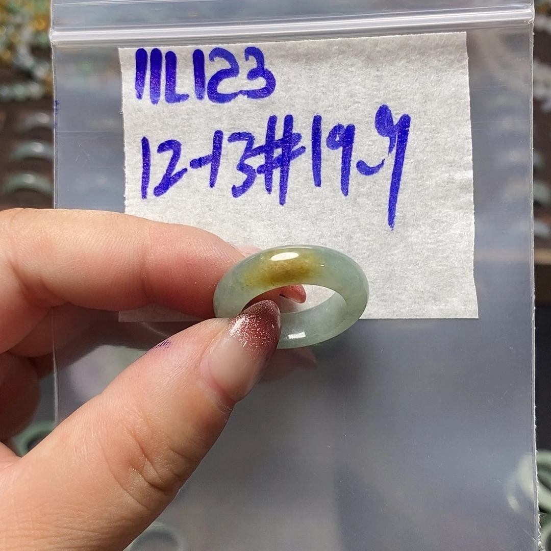 未镶嵌定制翡翠翡翠