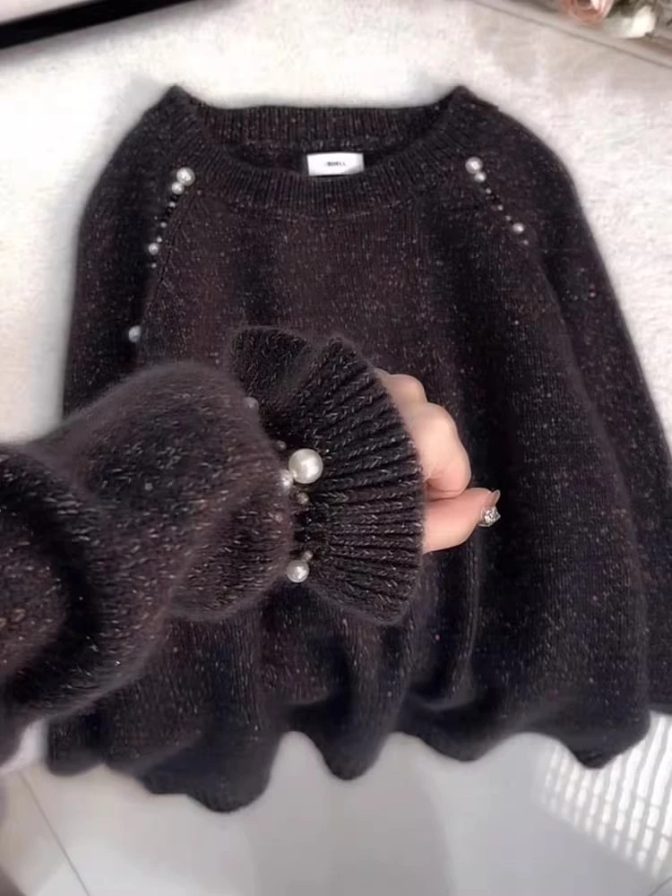 韩系高级感咖色珍珠毛衣女2025秋冬新款别致洋气休闲百搭针织长袖