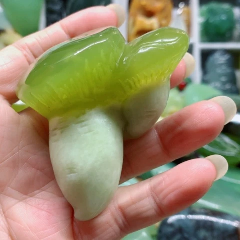 蛇纹石玉未镶嵌手把件