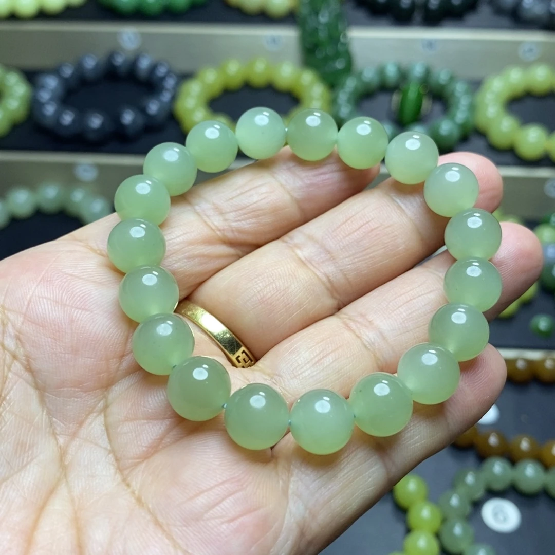 和田玉未镶嵌手串