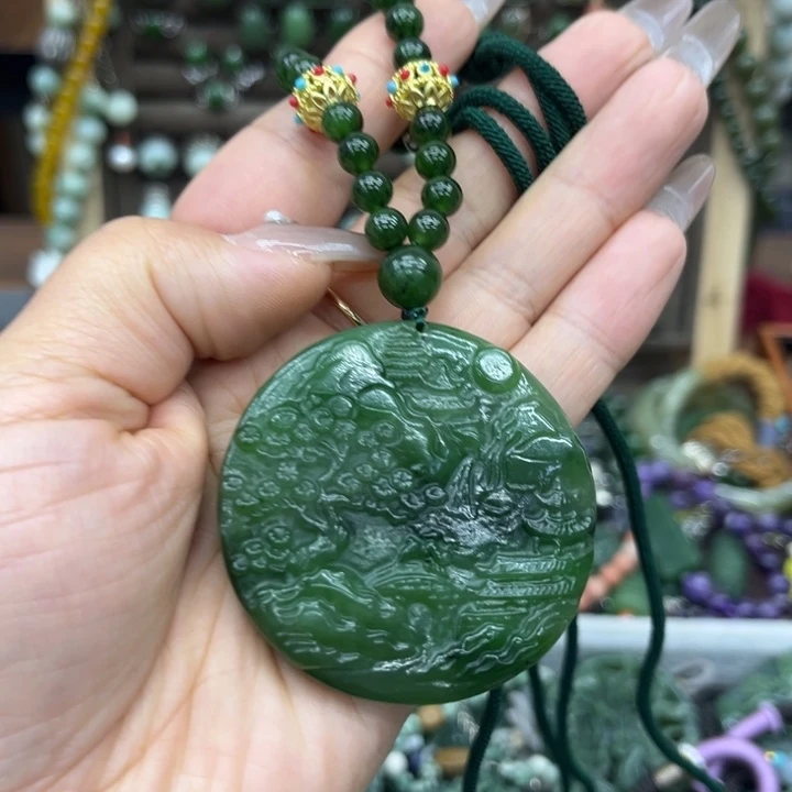 和田玉未镶嵌颈饰