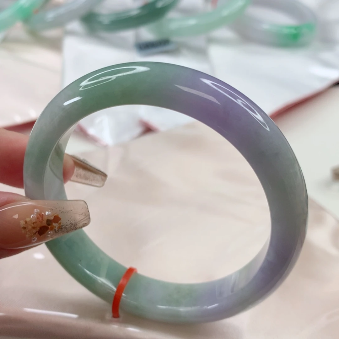 翡翠手镯未镶嵌56.5圈口