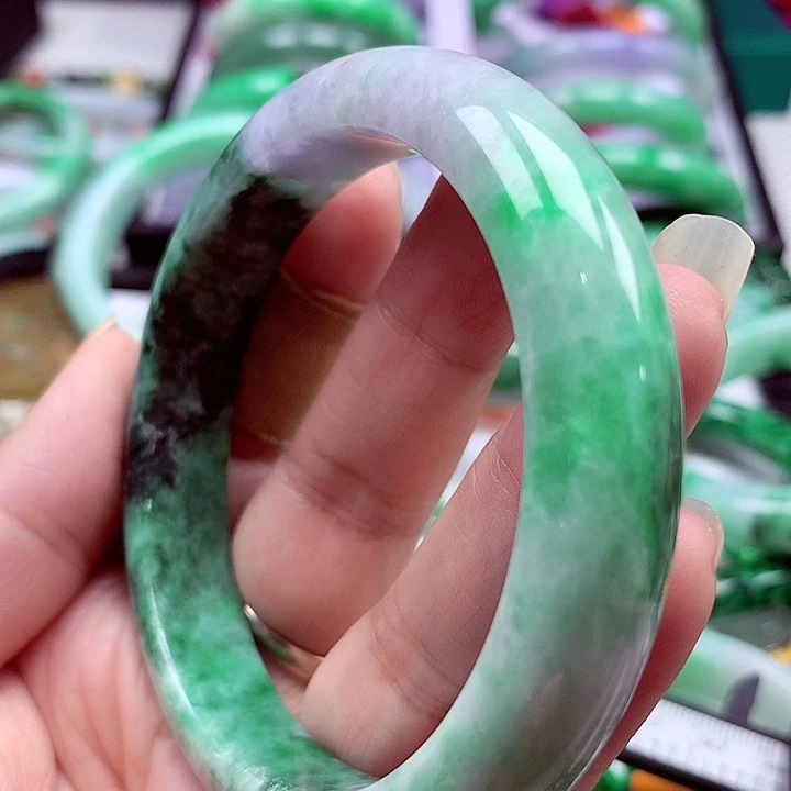 翡翠未镶嵌手镯翡翠