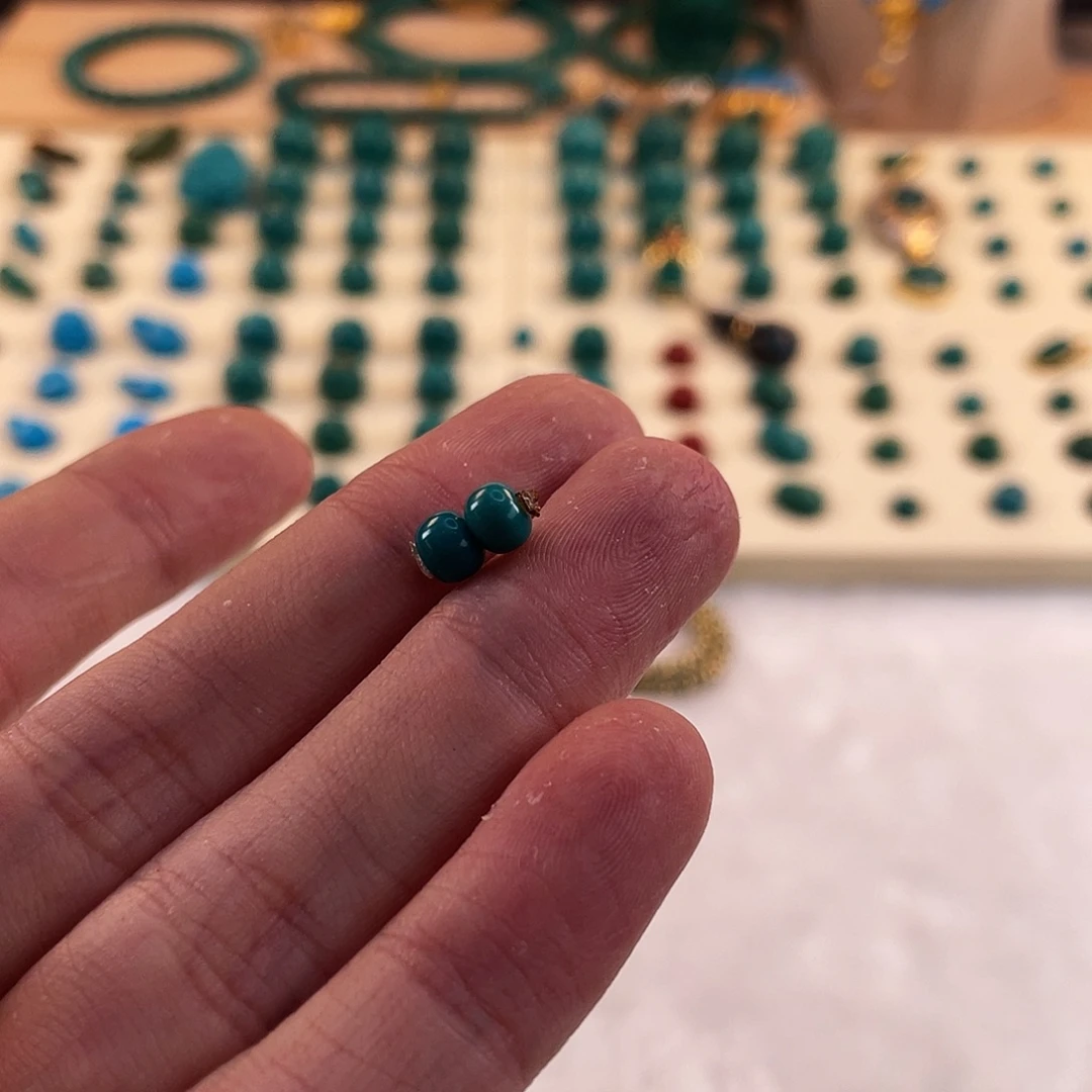 绿松石未镶嵌耳饰