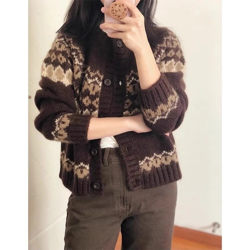 毛衣外套短款针织开衫上衣气质网红时尚百搭复古宽松秋冬