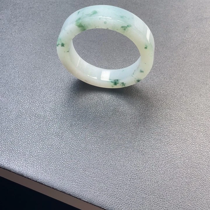 定制翡翠手镯未镶嵌墨*