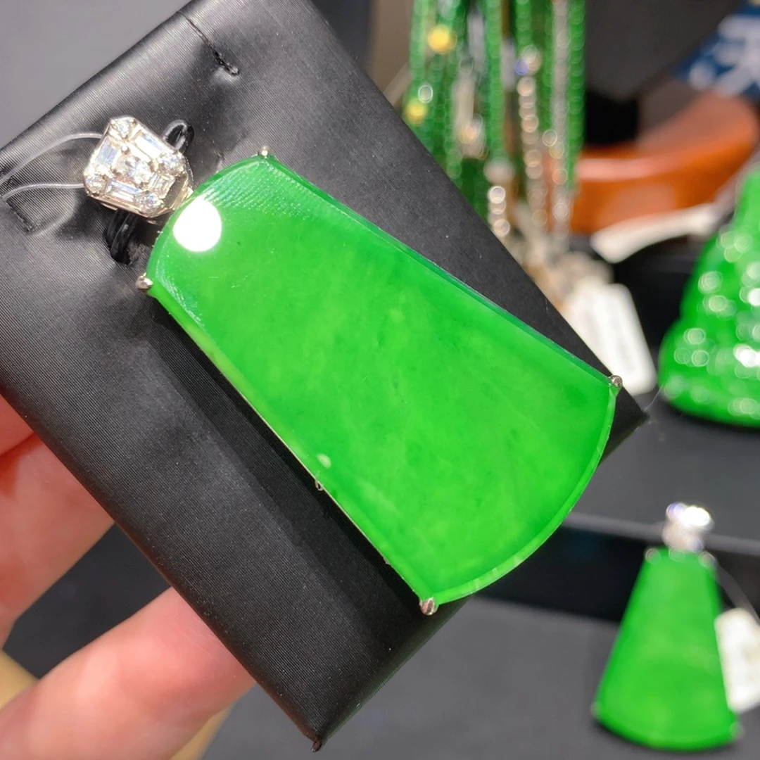 翡翠银S925镶嵌颈饰