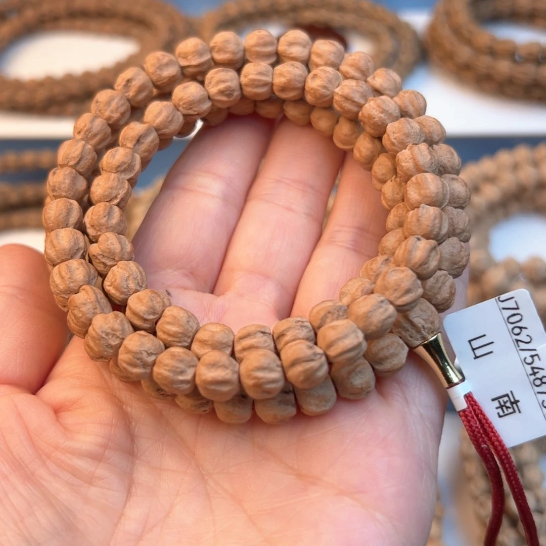 柏香籽/百香籽吊坠路****?