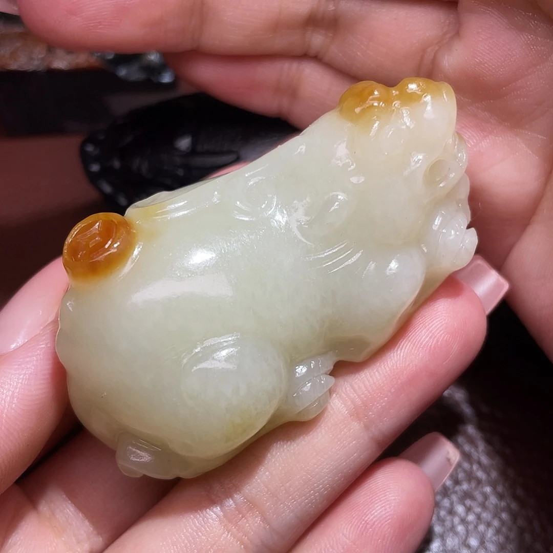 恒***桥和田玉未镶嵌颈饰