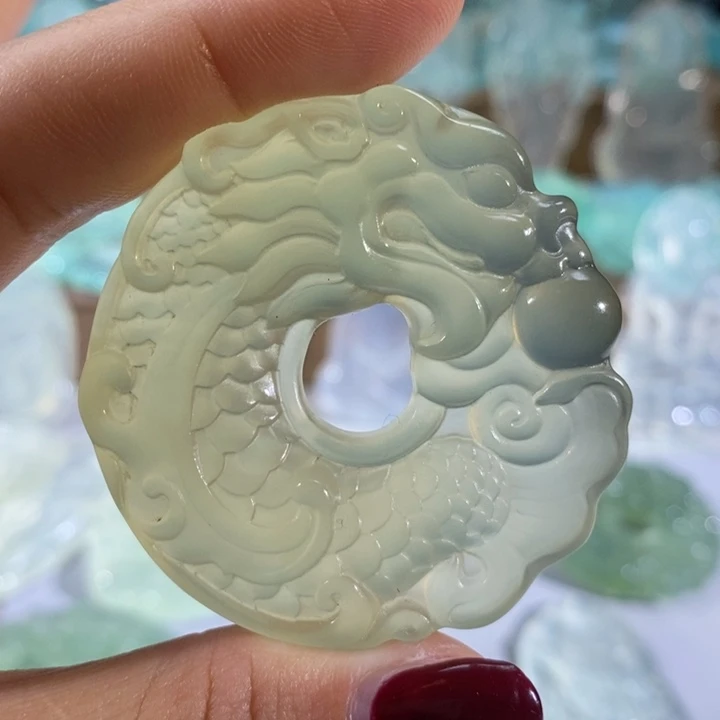 岫玉颈饰未镶嵌徐*过吊坠