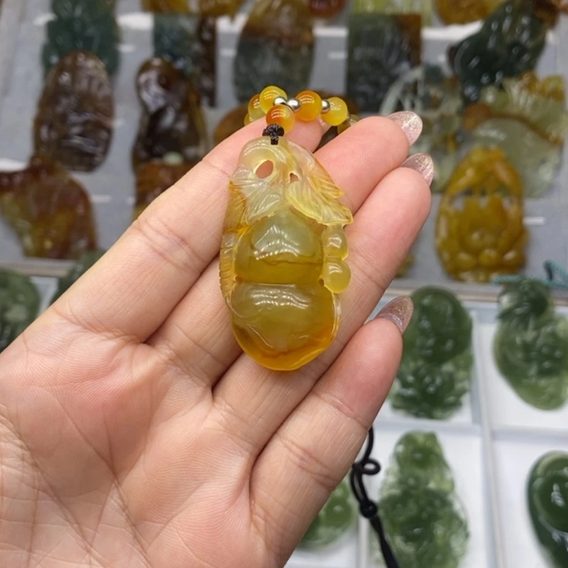 【闪购商品】蛇纹石玉颈饰未镶嵌