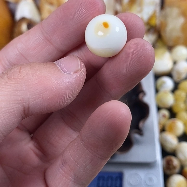 台***师琥珀未镶嵌裸石我