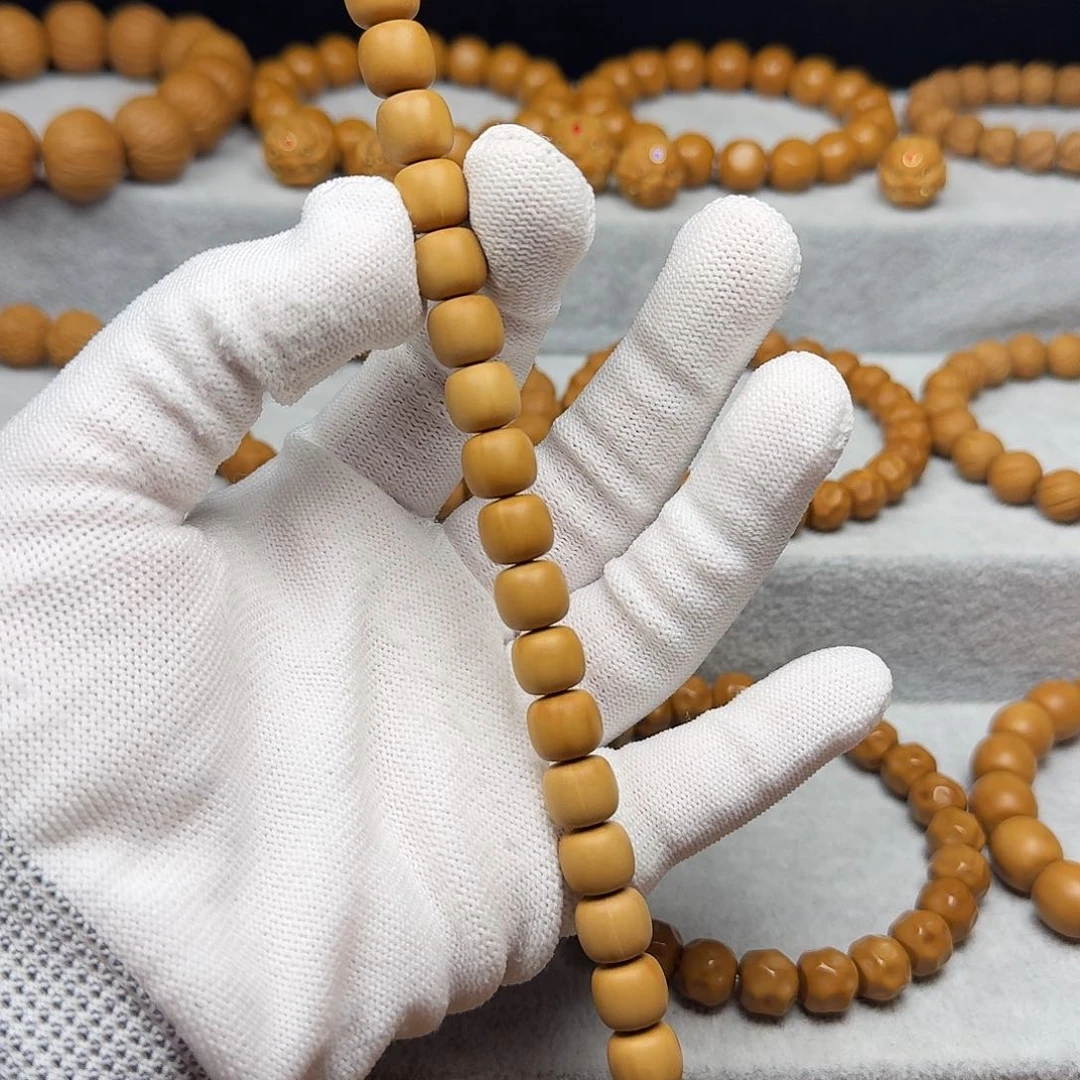 猴头核桃手串瑕疵