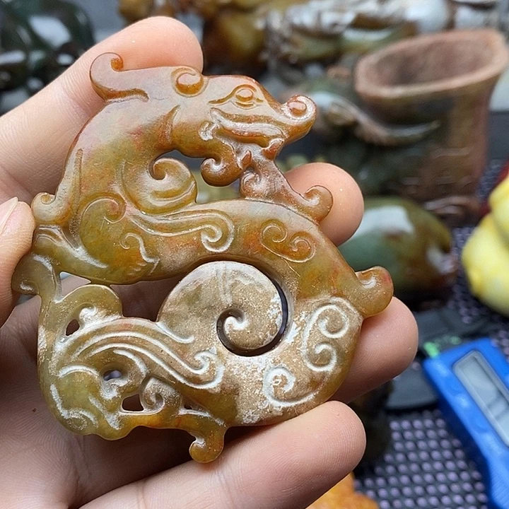 未镶嵌蛇纹石玉颈饰