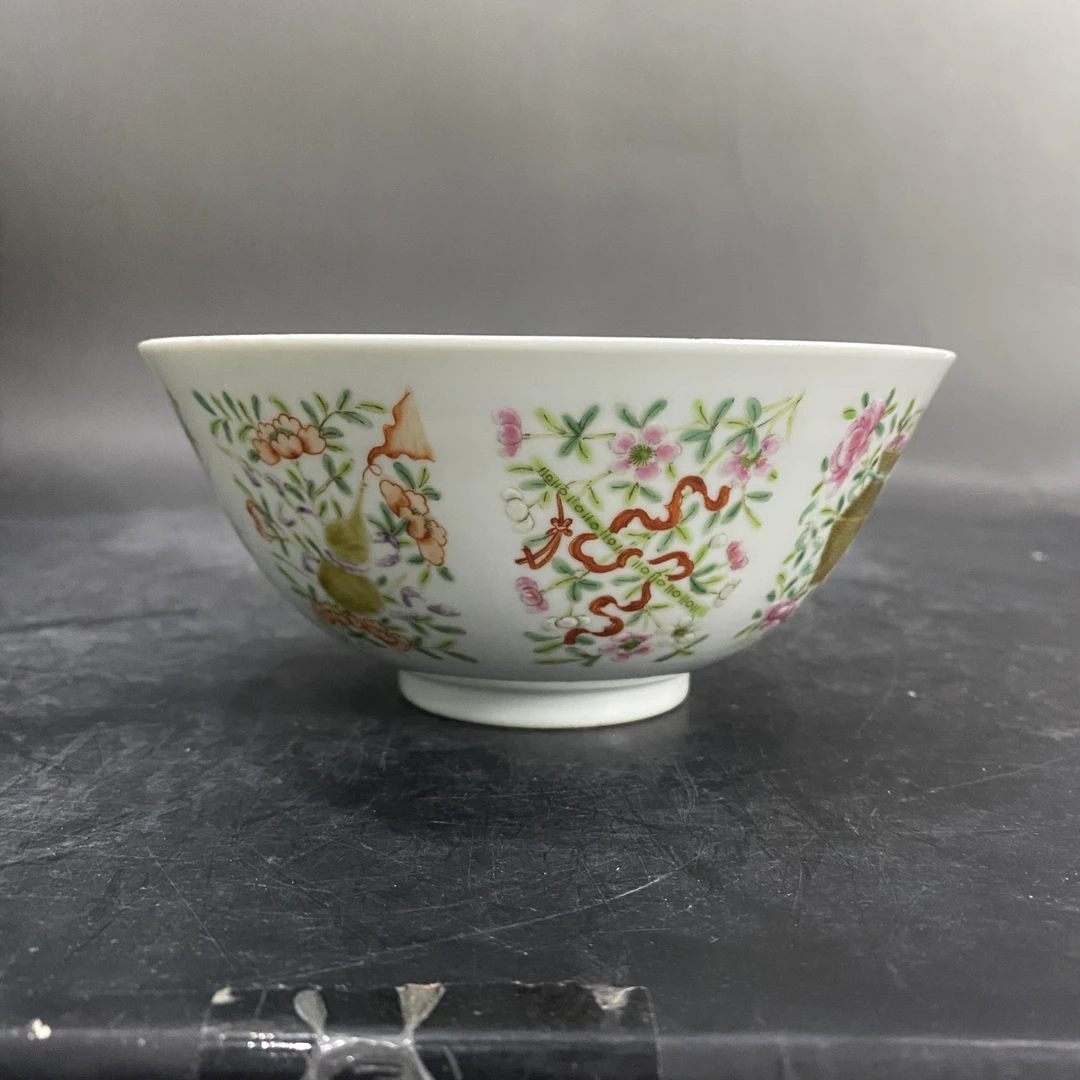 1216 粉彩八仙花卉碗