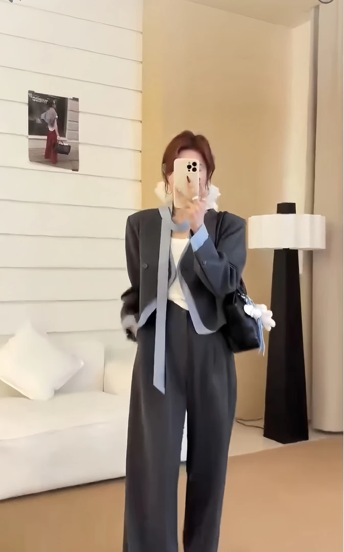 早春新款时尚洋气小西装外套+高腰阔腿裤两件套套装女