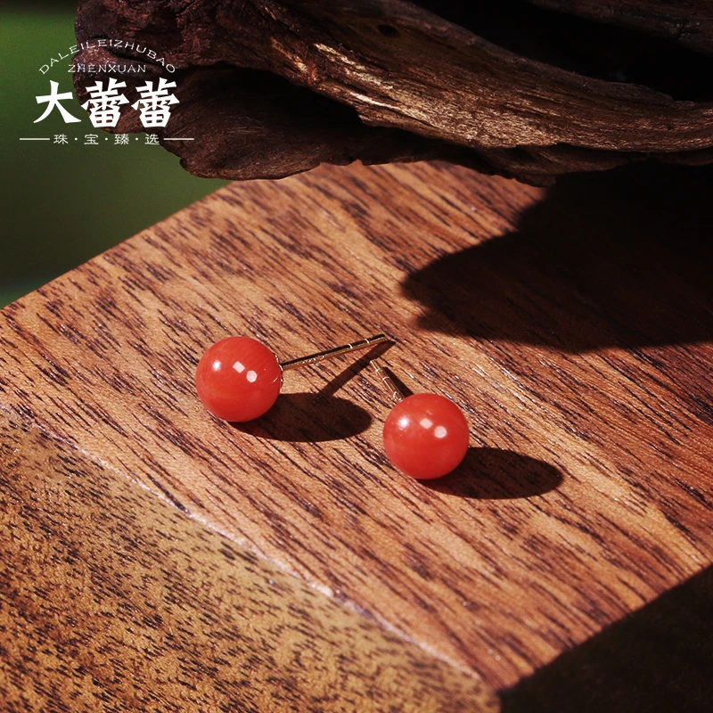 18k珊瑚耳钉-多样性发其一