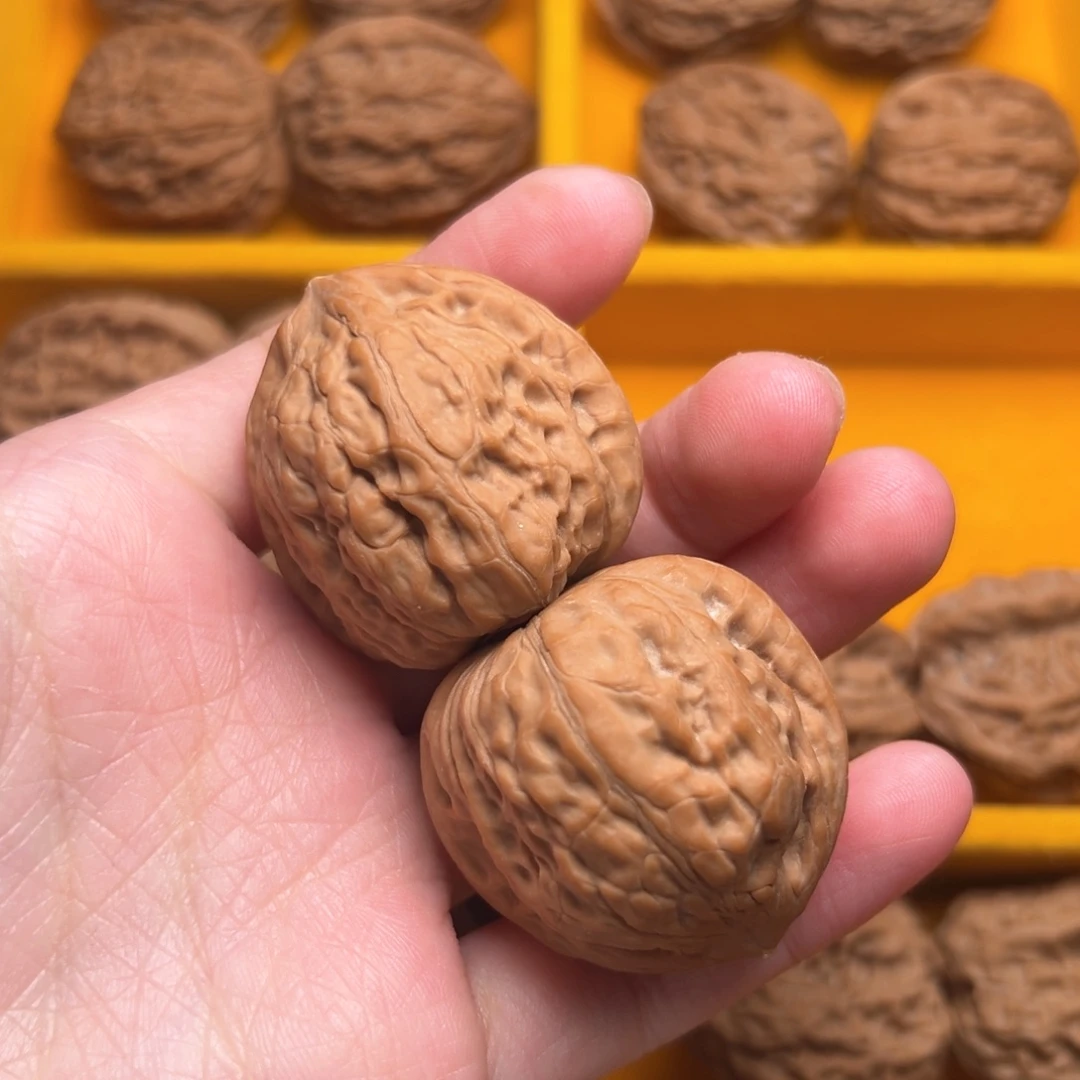 ****儿文玩核桃把件文玩核桃