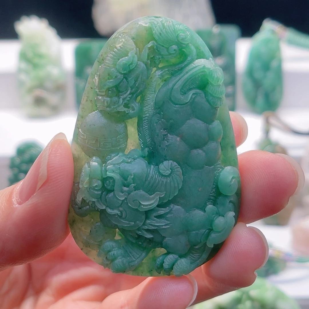 独山玉颈饰未镶嵌喜***宁