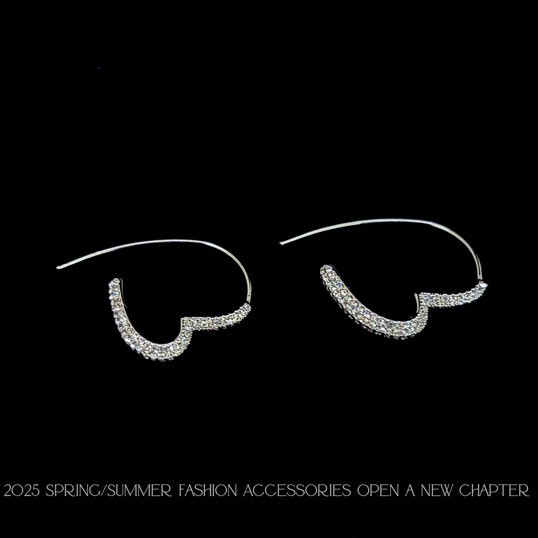 铜合金耳饰 镀白金 2025新款C5252【闪耀甜心】铂堡俪 BOBAOLI 耳钉