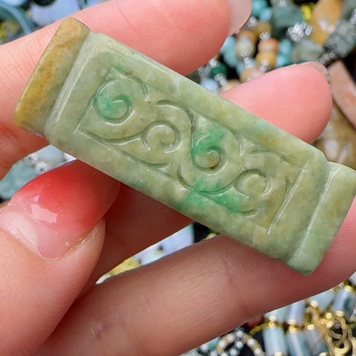 翡翠颈饰未镶嵌天然A货75