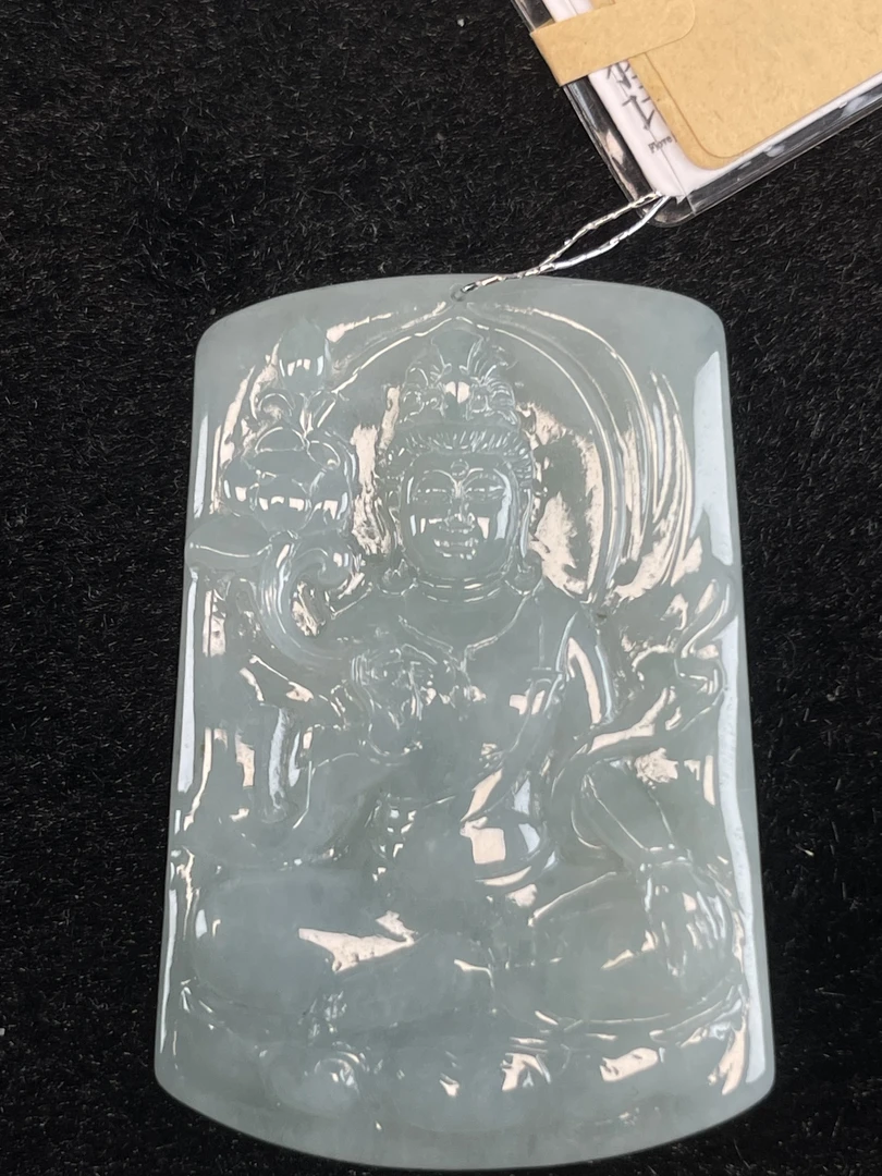 缅甸翡翠A货吊坠