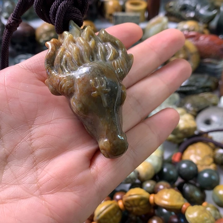未镶嵌岫岩河磨玉（透闪石质玉）笔搁