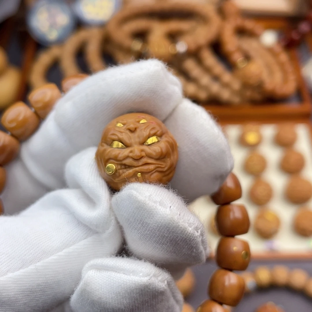 猴头核桃吊坠满工四目烟鬼