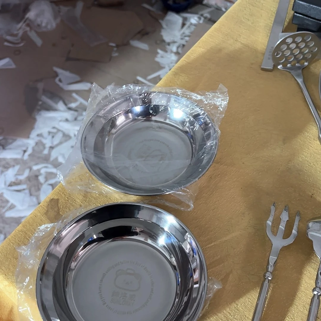 不锈钢材料和金属的表面