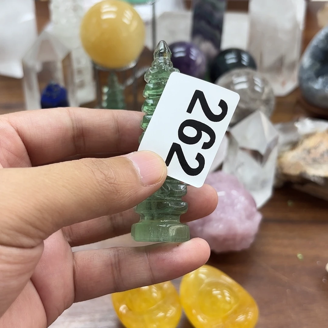 张***莎未镶嵌大型摆件（非配饰）水晶