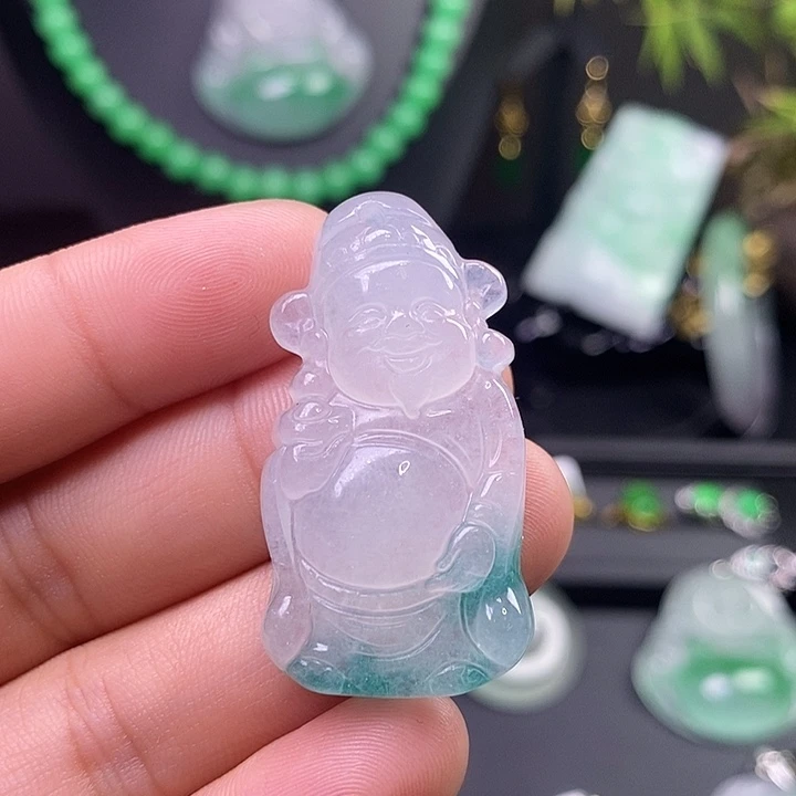 翡翠未镶嵌吊坠(赠链)