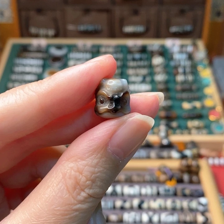 未镶嵌玛瑙/玉髓珠宝半成品