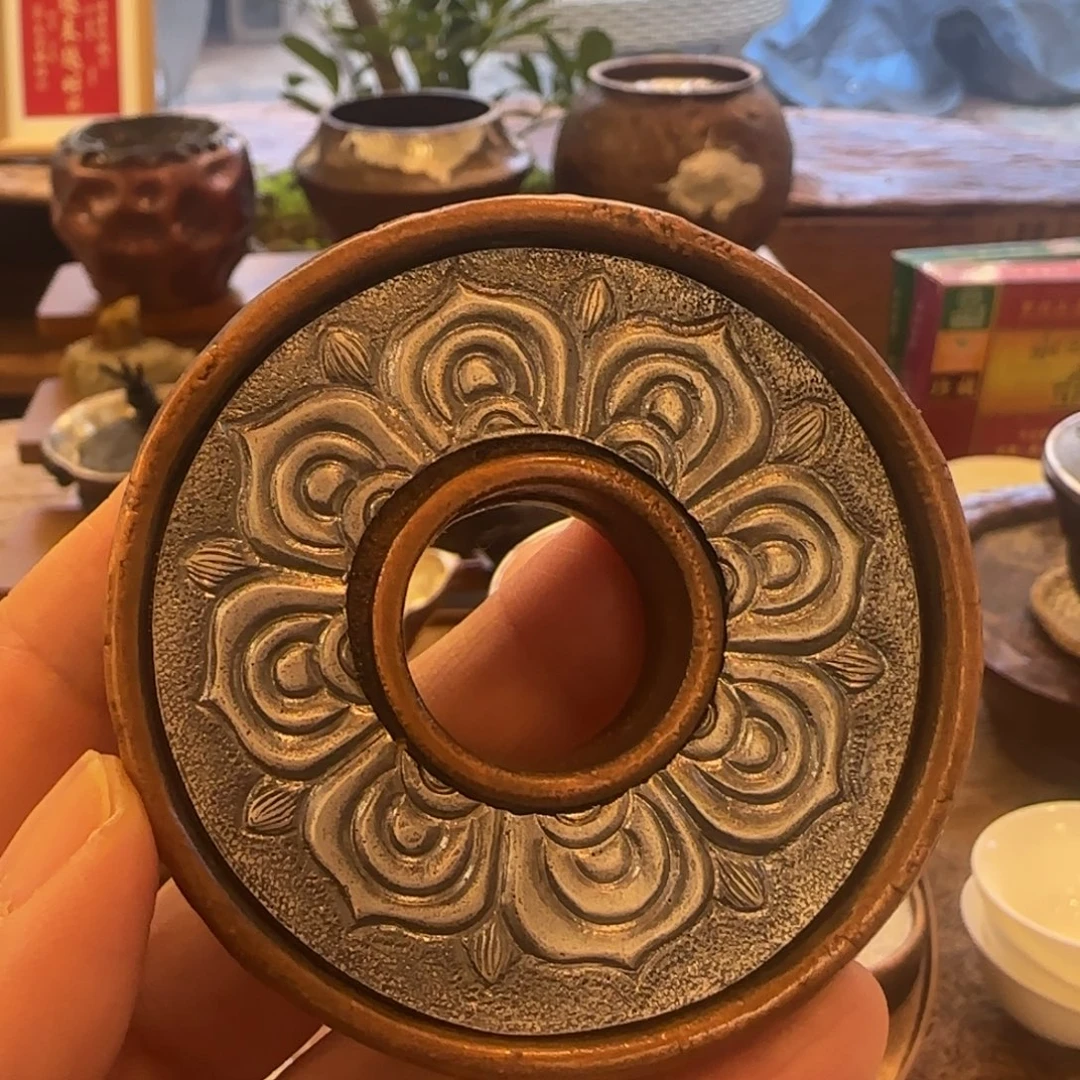 6.3铜包银莲花盖置