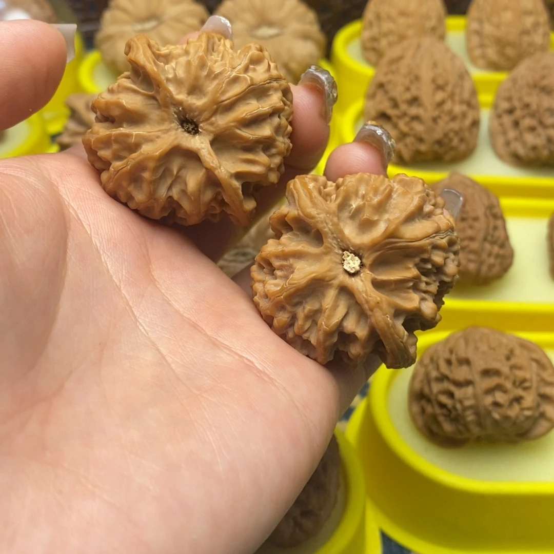 把件文玩核桃40虎头