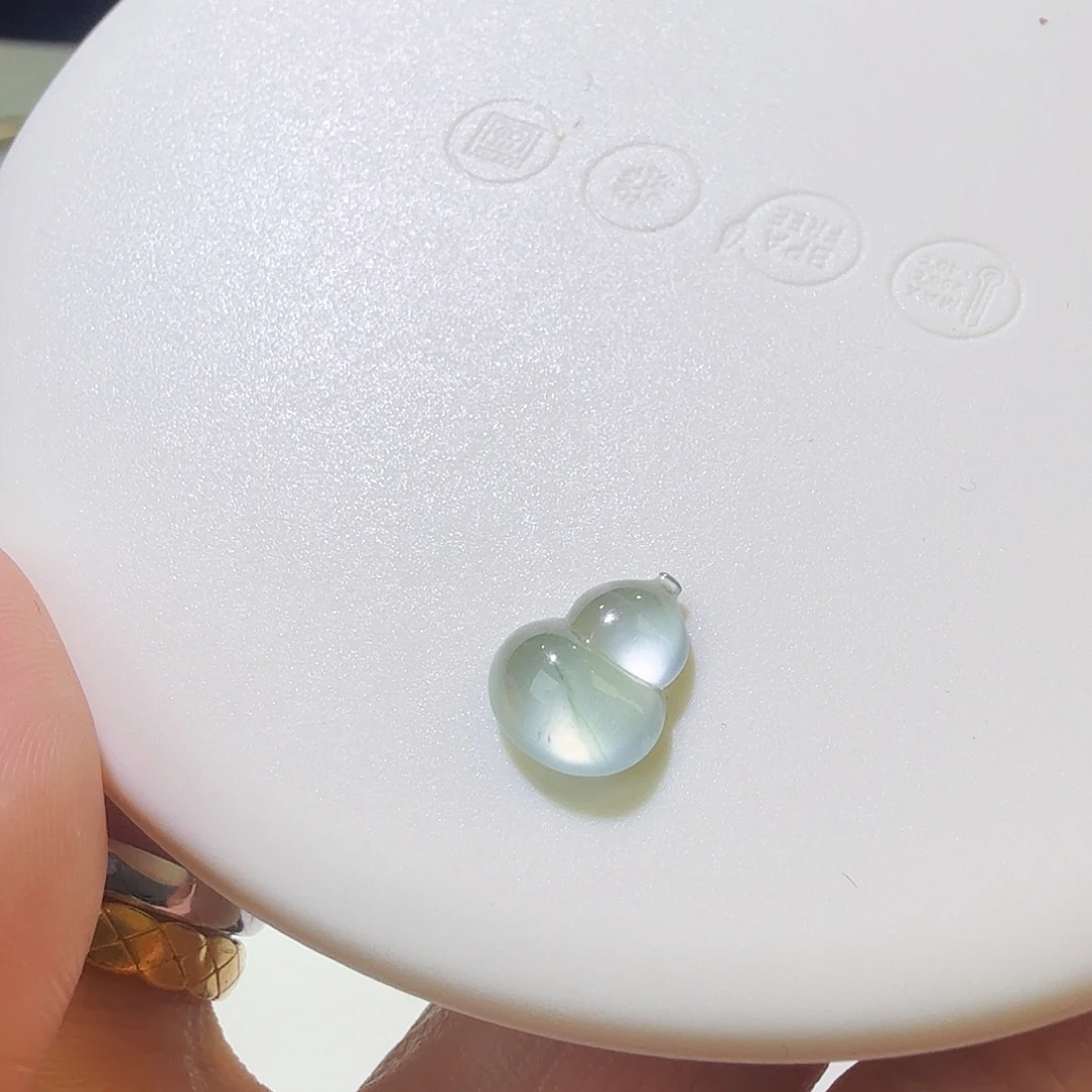 翡翠裸石飘花葫芦