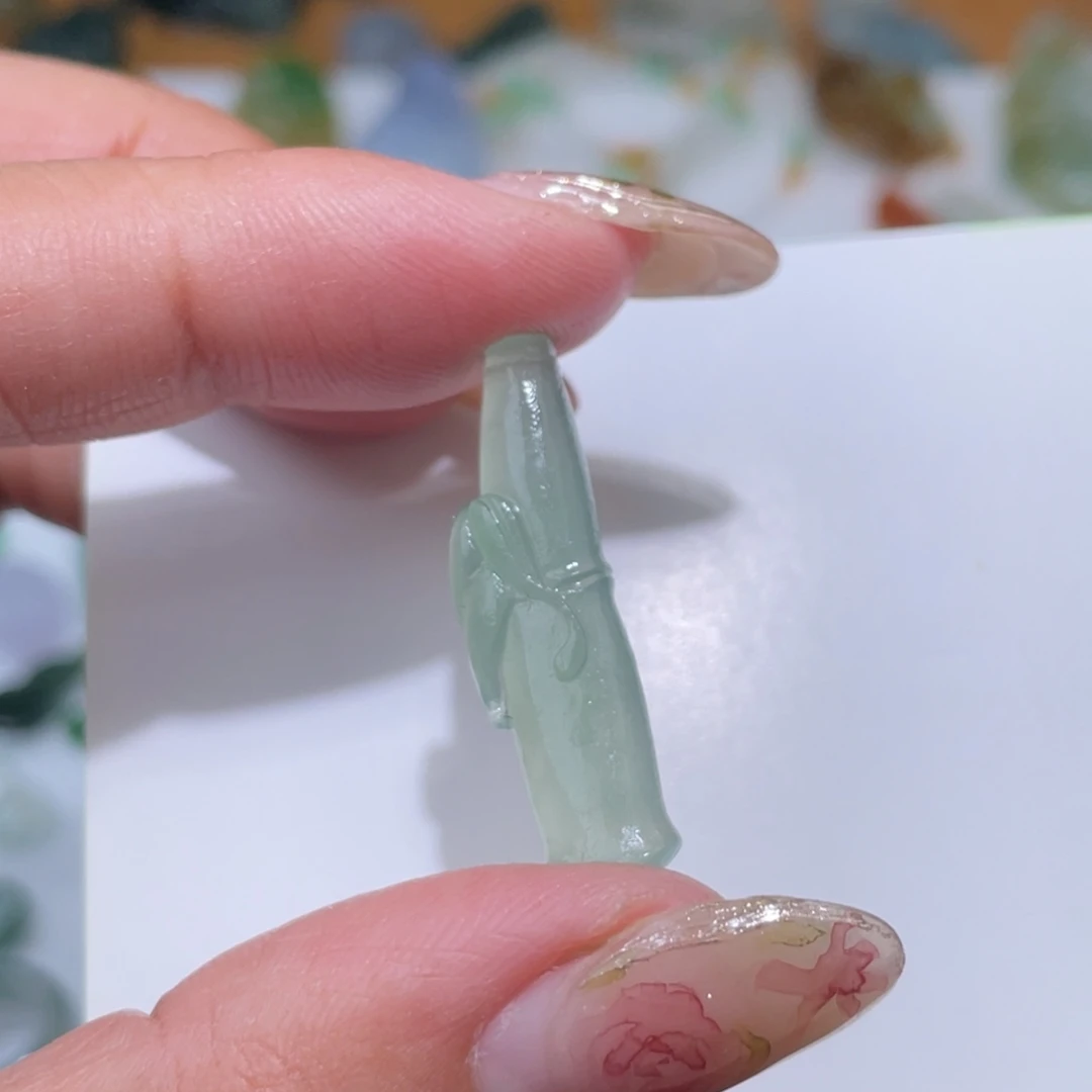 定制翡翠未镶嵌节节高升