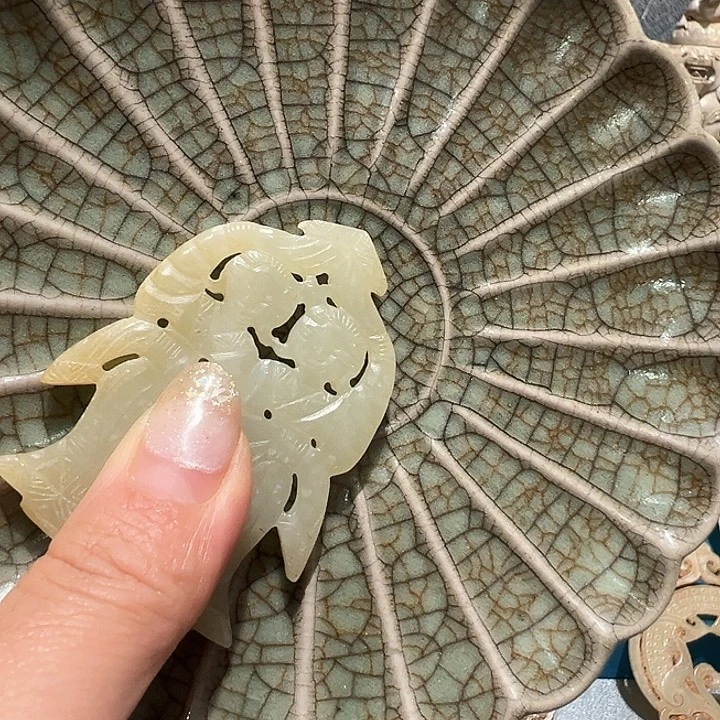 红***烟瓷片瓷器制作工艺品