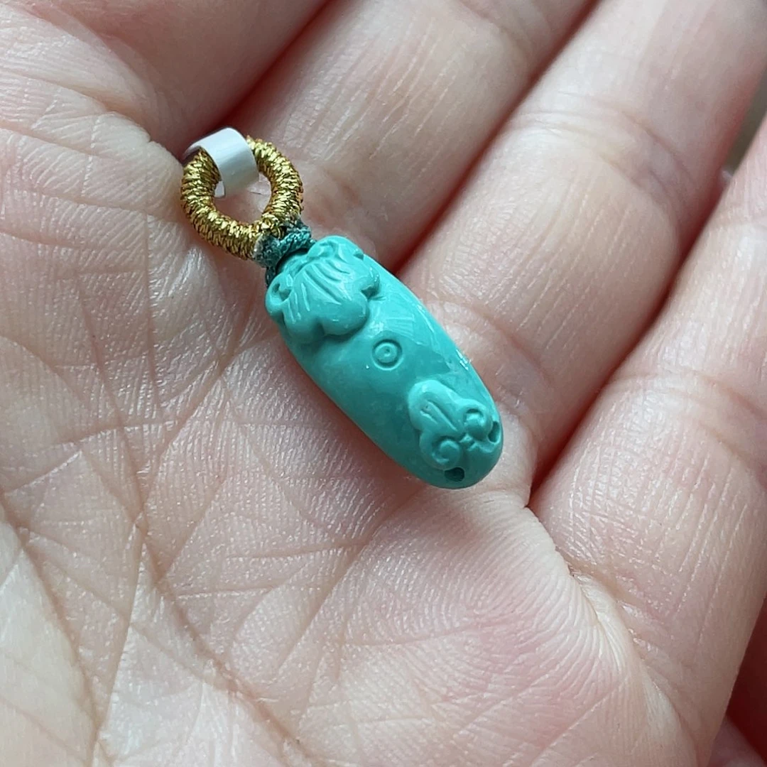 绿松石颈饰未镶嵌