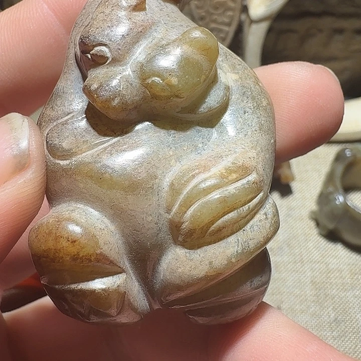 用***3和田玉（糖玉）未镶嵌挂件