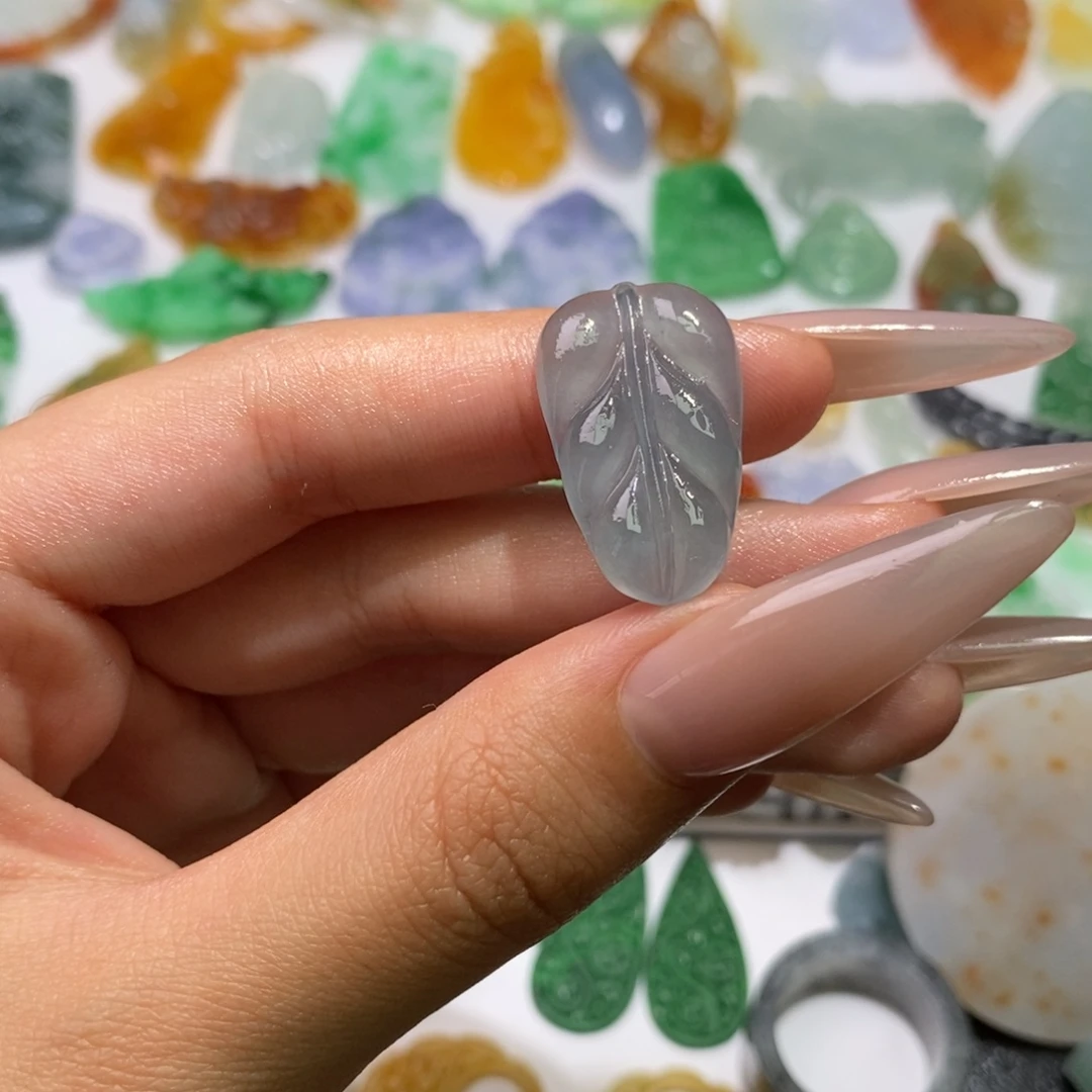 定制翡翠未镶嵌吊坠