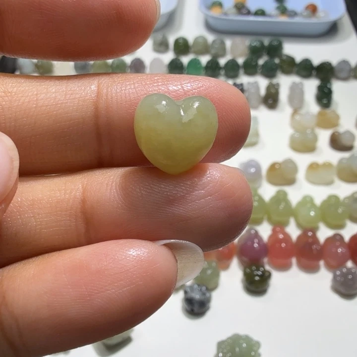 未镶嵌和田玉珠宝半成品