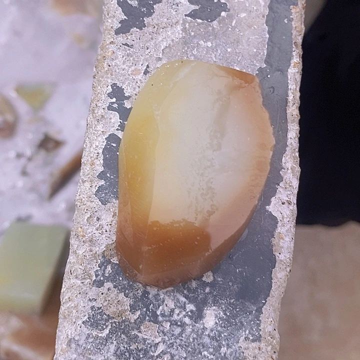 和田玉手镯（圆镯）未镶嵌