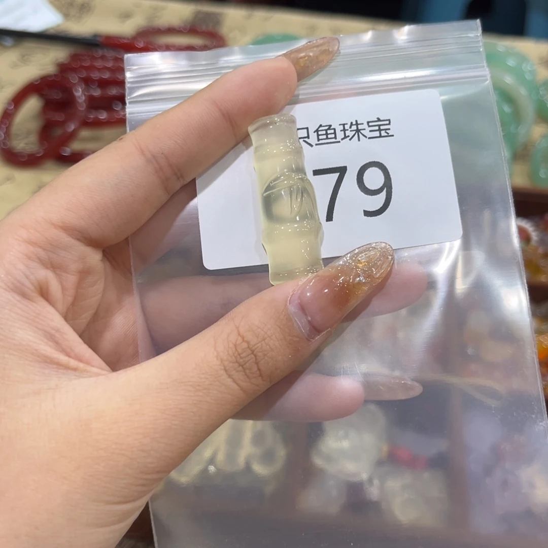 玛瑙/玉髓颈饰未镶嵌?****