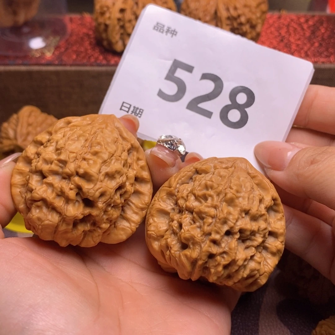木***虫文玩核桃把件528龙鼎47全品